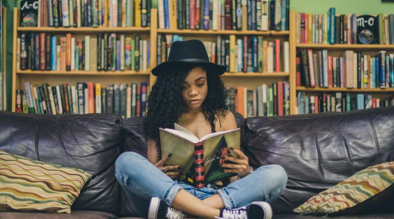 women reading