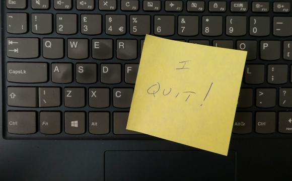 I quit note on keyboard